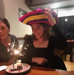 Meet your Posher, Bella